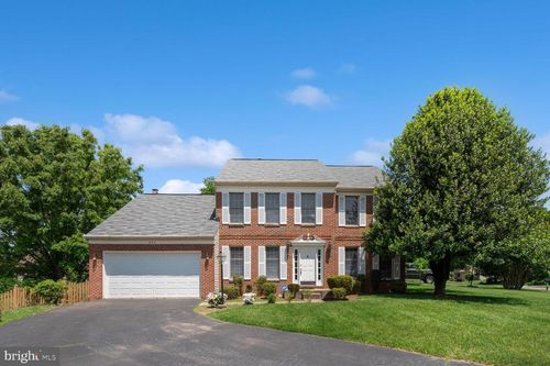 893 Broad Oaks Dr, Herndon, VA, 20170-3674 | Card Image