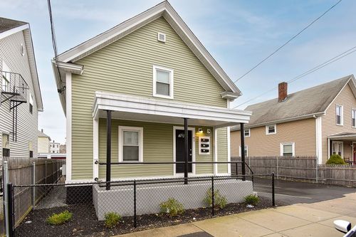 39 Benefit St, Pawtucket, RI, 02861-4545 | Card Image