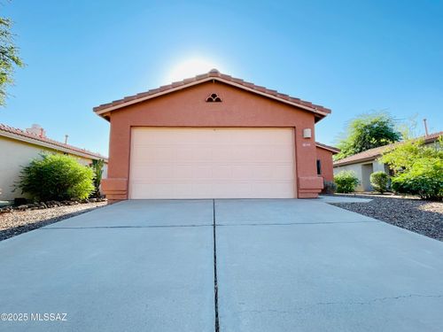 8144 N Carefree Way, Tucson, AZ, 85743-1159 | Card Image