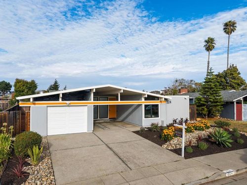 224 Loon Ct, Foster City, CA, 94404-1411 | Card Image