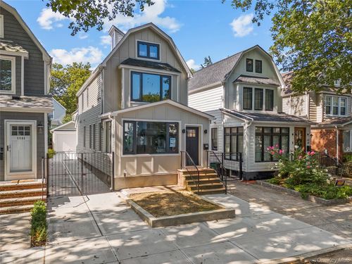 68 Manse St, Forest Hills, NY, 11375-5735 | Card Image