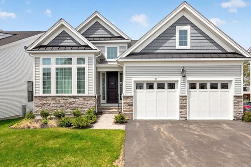 31 Kestrel Heights, Plymouth, MA, 02360 | Card Image