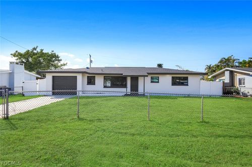 1389 Pine Avenue, NORTH FORT MYERS, FL, 33917 | Card Image