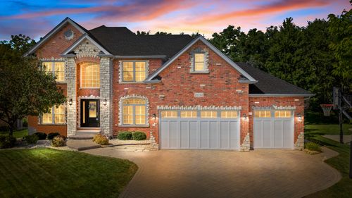 26105 Whispering Woods Cir, Plainfield, IL, 60585-2623 | Card Image