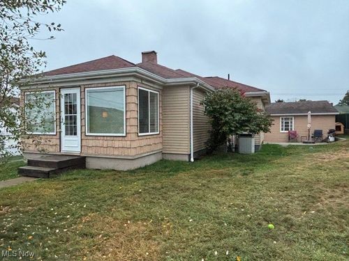 103 Marie Ave, Weirton, WV, 26062-2918 | Card Image
