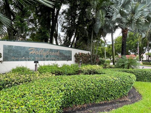 apt-103-361 S Hollybrook Dr, Pembroke Pines, FL, 33025-1205 | Card Image