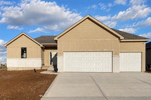19317 Skyview Ln, Spring Hill, KS, 66083 | Card Image