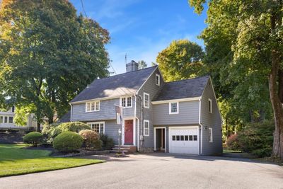 18 Morrison Rd W, House other with 4 bedrooms, 2 bathrooms and 5 parking in Wakefield MA | Image 2