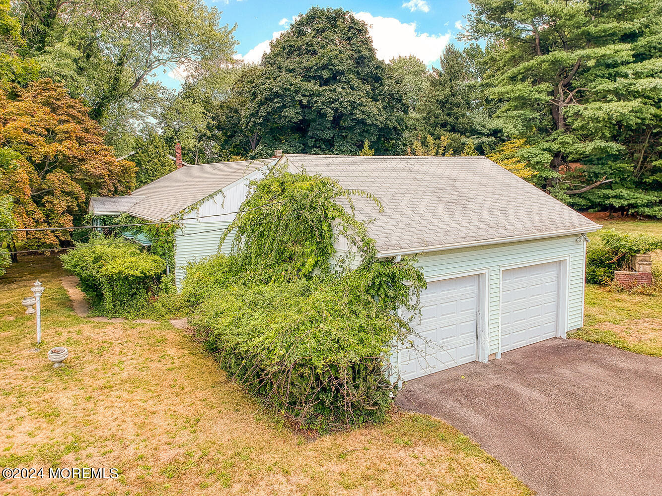 Wyckoff Rd, Eatontown, NJ 07724