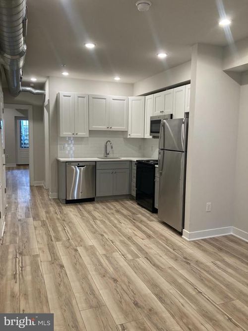 1-2547 N Front St, PHILADELPHIA, PA, 19133-4043 | Card Image