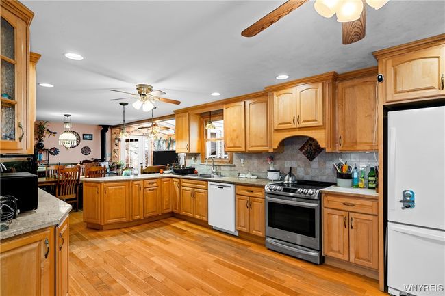 11400 Savage Rd, House other with 5 bedrooms, 3 bathrooms and null parking in Chaffee NY | Image 22