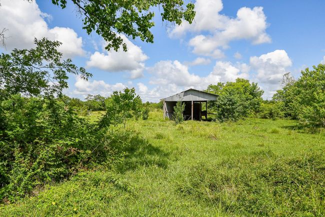 1083 County Road 147, House other with 3 bedrooms, 2 bathrooms and 2 parking in Alvin TX | Image 31