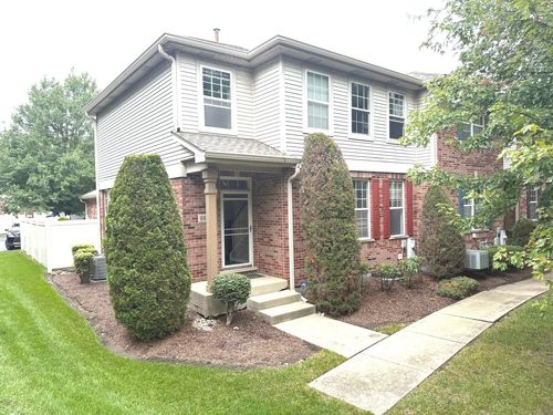 6669 Pine Lake Dr, Tinley Park, IL, 60477-4934 | Card Image