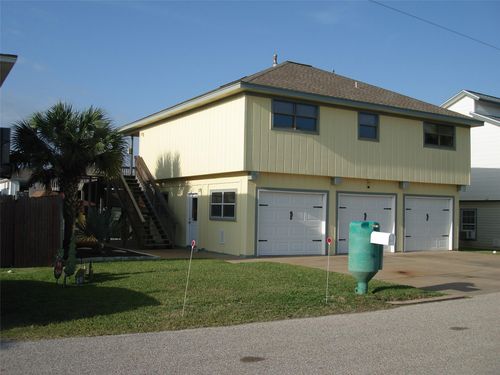 1187 Sailfish St, Bayou Vista, TX, 77563-2714 | Card Image