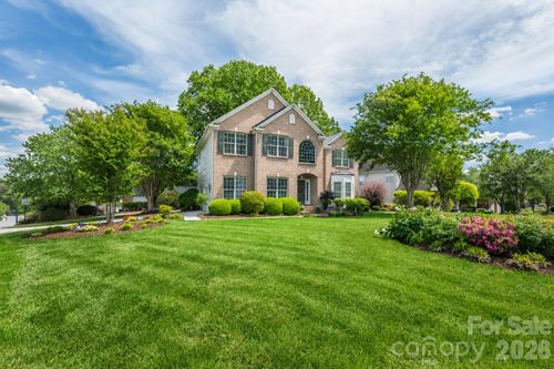 15936 Northstone Dr, Huntersville, NC, 28078-5765 | Card Image
