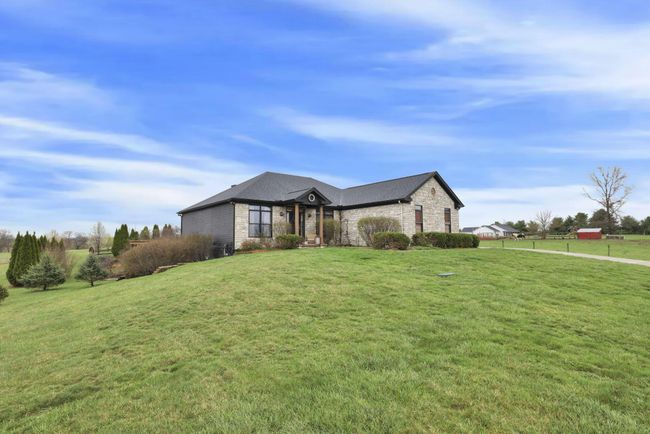 5250 Coakley Rd Nw, House other with 5 bedrooms, 3 bathrooms and null parking in Carroll OH | Image 4