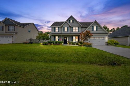 311 Catamaran Rd, Swansboro, NC, 28584-2500 | Card Image