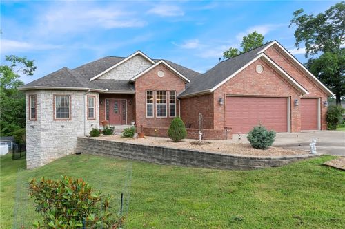 3 Colt Ln, Holiday Island, AR, 72631-4562 | Card Image