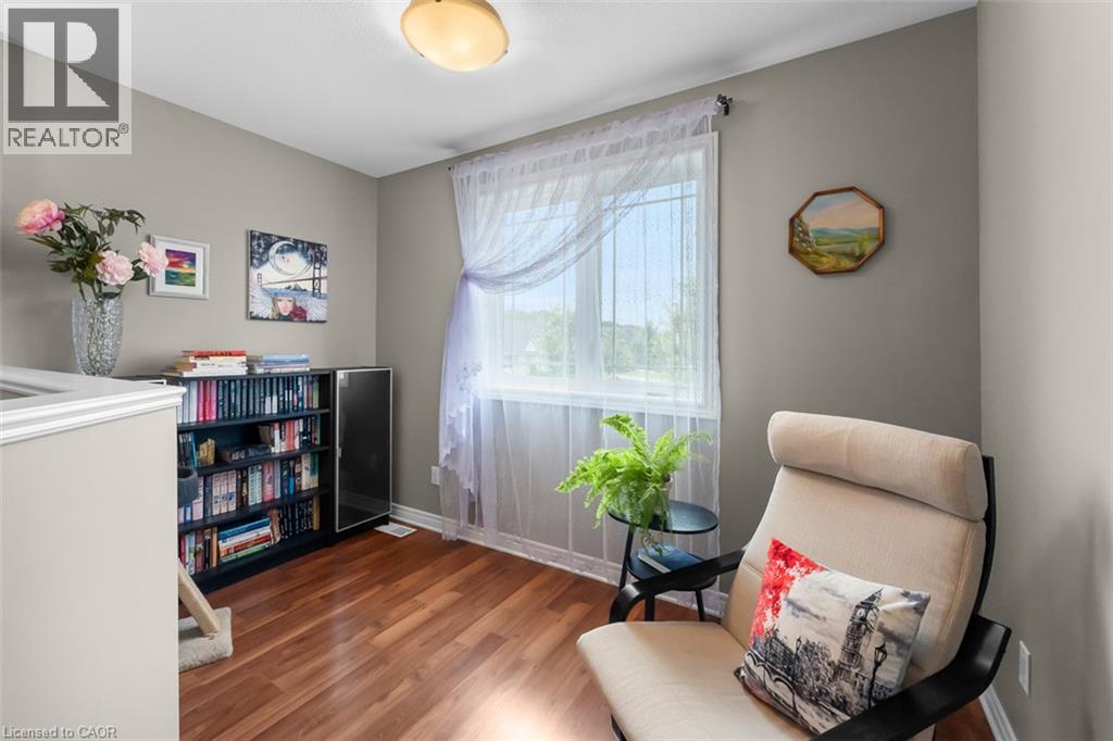 Residential in Thorold 5