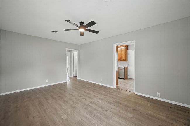 4812 Marks Pl, House other with 2 bedrooms, 1 bathrooms and null parking in Fort Worth TX | Image 5