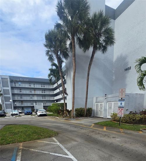 205-1402 Nw 80th Ave, Margate, FL, 33063-2905 | Card Image
