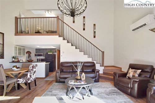 apt-321-164 Hanging Rock Villas, Seven Devils, NC, 28604-8746 | Card Image