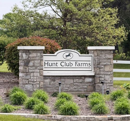 36650 N Kimberwick Ln, Wadsworth, IL, 60083-9588 | Card Image