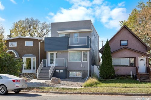 2252 Pasqua St, Regina, SK, S4T4M4 | Card Image