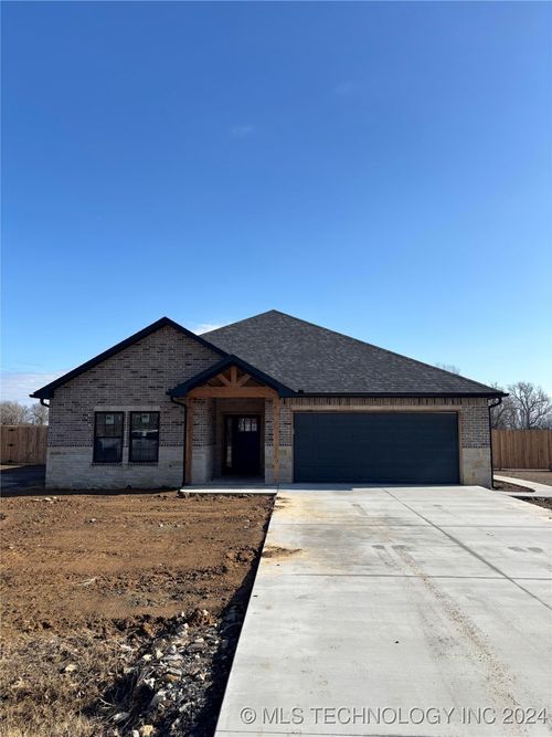 207 Lindsey Avenue, Adair, OK, 74330 | Card Image