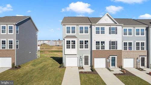 569 Seeback Dr, CHARLES TOWN, WV, 25414 | Card Image