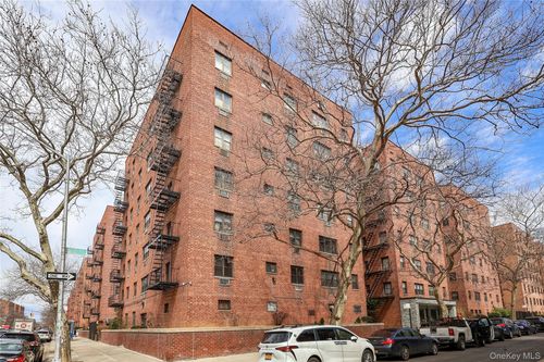 4e-99-11 60th Ave, Corona, NY, 11368-4405 | Card Image