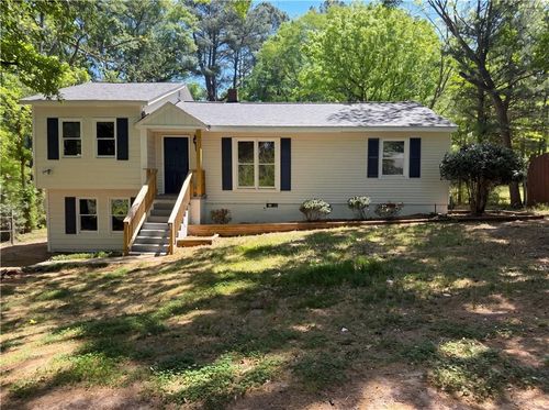2043 White Oak Cir Nw, Kennesaw, GA, 30144-2849 | Card Image