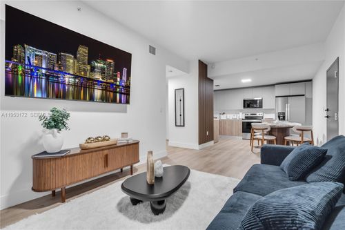 202-3728 Nw 19th Ave, MIAMI, FL, 33142-5436 | Card Image