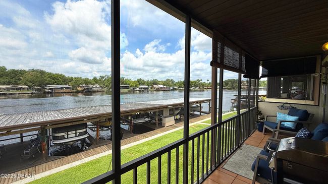APT-202E - 1640 Juno Trl, Condo with 2 bedrooms, 2 bathrooms and null parking in Astor FL | Image 12