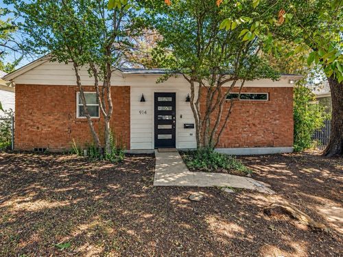 914 Westmount Avenue, Dallas, TX, 75211 | Card Image