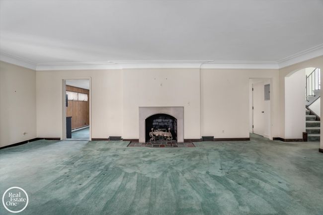 Living Room | Image 7