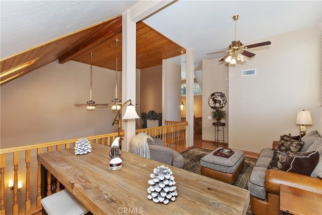 375 Meadow Cir N, House other with 4 bedrooms, 3 bathrooms and 2 parking in Big Bear Lake CA | Image 36