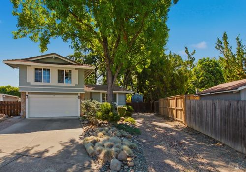 107 Cochise Ct, Vacaville, CA, 95688-2414 | Card Image