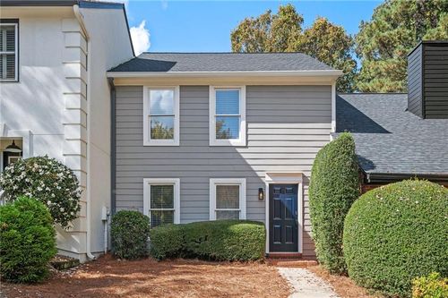 2103 Kristen Ct Se, Smyrna, GA, 30080-5976 | Card Image