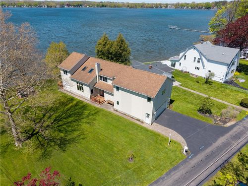 3660 Shoreline Dr, Livonia, NY, 14487-9645 | Card Image