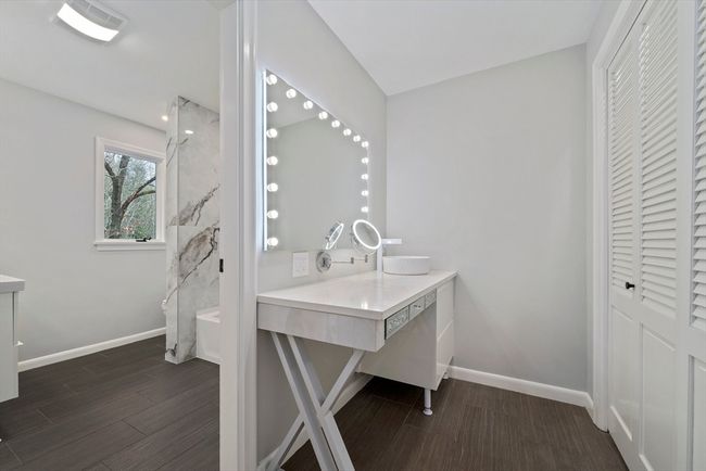 60 Algonquin Rd, House other with 4 bedrooms, 5 bathrooms and 6 parking in Canton MA | Image 18
