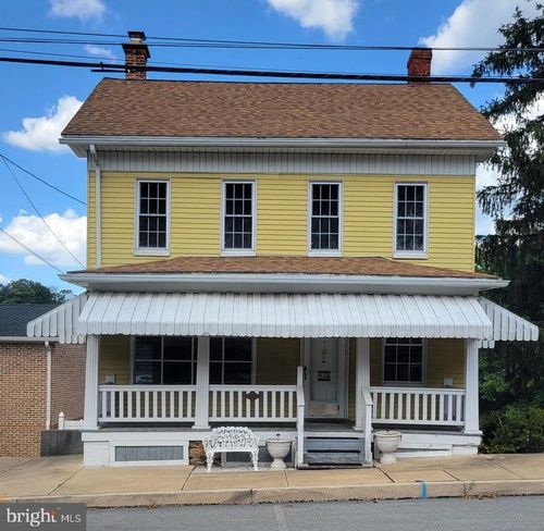 8 E Main St, WINDSOR, PA, 17366-9730 | Card Image