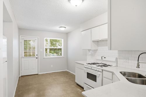 a-113 Meteor Drive, Austin, TX, 78745 | Card Image