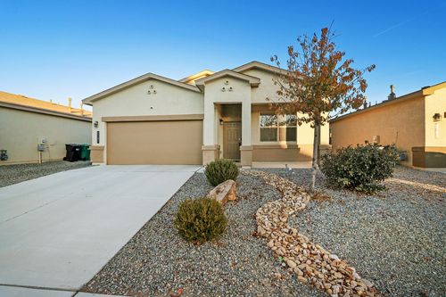 2107 Solitaire St Ne, Rio Rancho, NM, 87144-5833 | Card Image