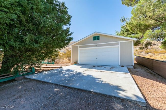 185 Vegas St, House other with 3 bedrooms, 2 bathrooms and null parking in Jean NV | Image 4
