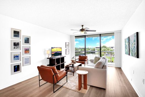 apt-404-2601 Village Blvd, West Palm Beach, FL, 33409-6906 | Card Image