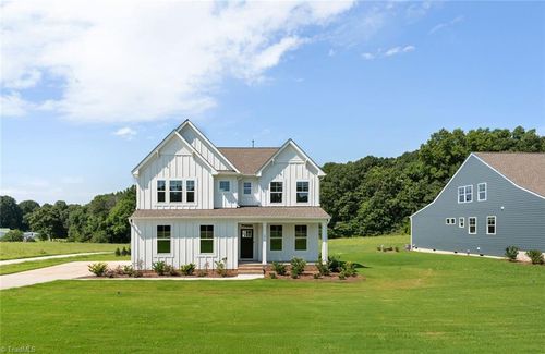271 Redland Rd, Advance, NC, 27006-6720 | Card Image