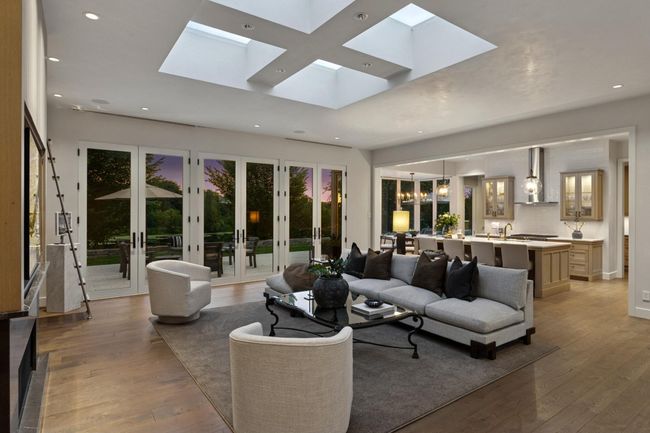2505 E Lake Of The Isles Pkwy, House other with 5 bedrooms, 7 bathrooms and null parking in Minneapolis MN | Image 23