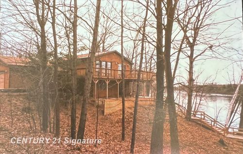 5092 N Lake Sanford Rd, Sanford, MI, 48657-9371 | Card Image