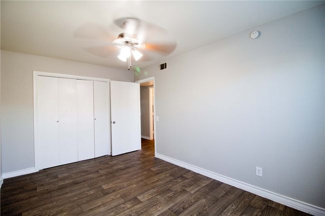 A25 - 2506 Manor Cir, Home with 2 bedrooms, 1 bathrooms and 1 parking in Austin TX | Image 21